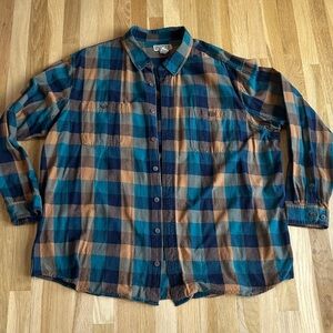 Duluth Trading Co Men's Plaid Flannel in Blue and Brown